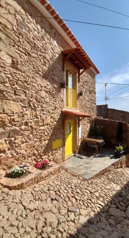 Casa Vinte&Cinco Alojamento Local Penha Garcia Exterior foto